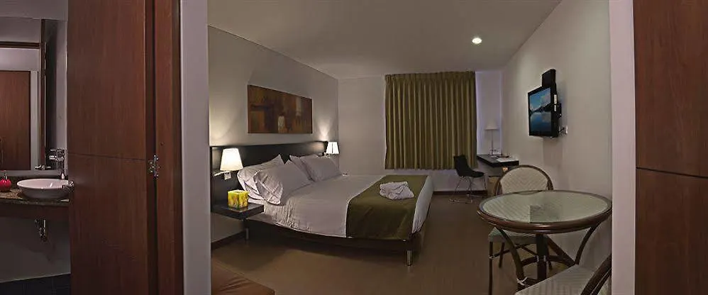 Hotel For Businessmen And Modern Executives à Bogotá